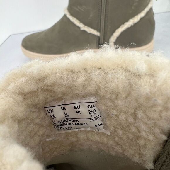 Clarks Cloudsteppers Boots Women 9 M Faux Fur Flat Winter Snow Shoes Zip Up - Picture 10 of 13